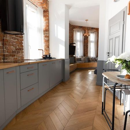 Central Apartamenty Jelenia Góra Exteriör bild