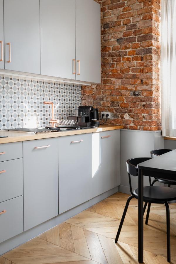 Central Apartamenty Jelenia Góra Exteriör bild