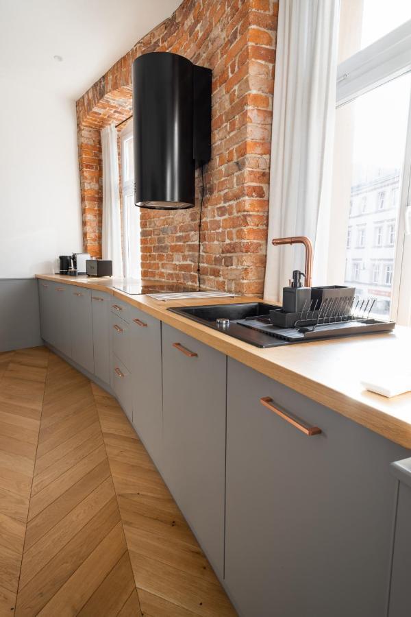 Central Apartamenty Jelenia Góra Exteriör bild