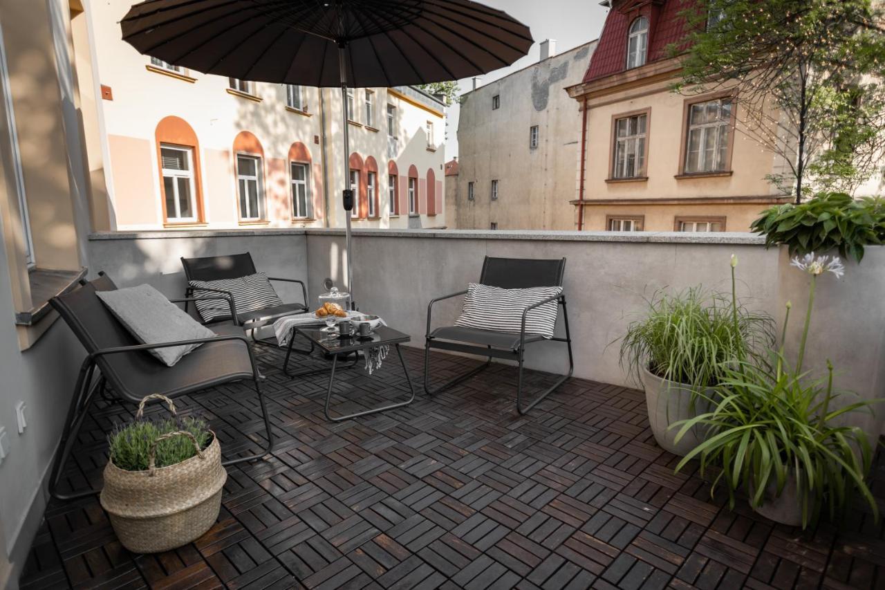 Central Apartamenty Jelenia Góra Exteriör bild