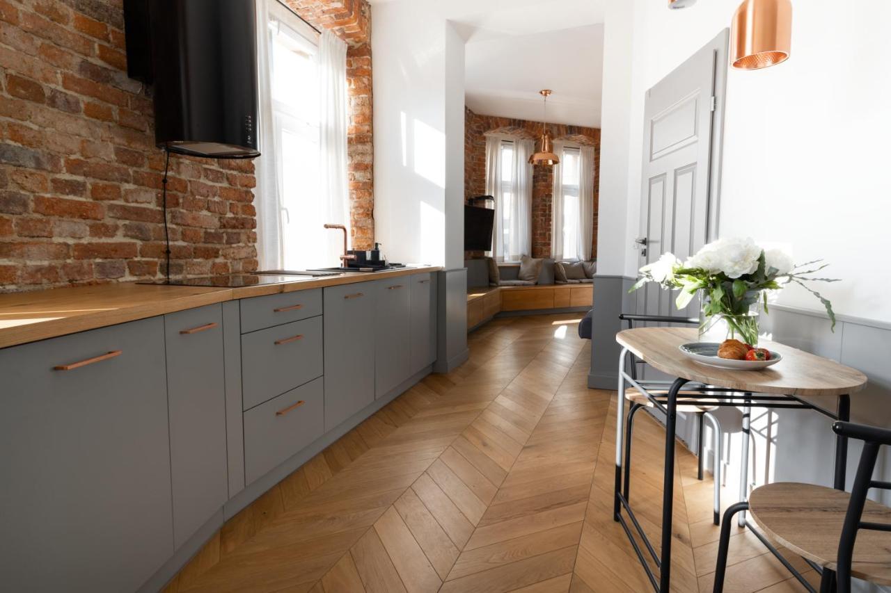 Central Apartamenty Jelenia Góra Exteriör bild